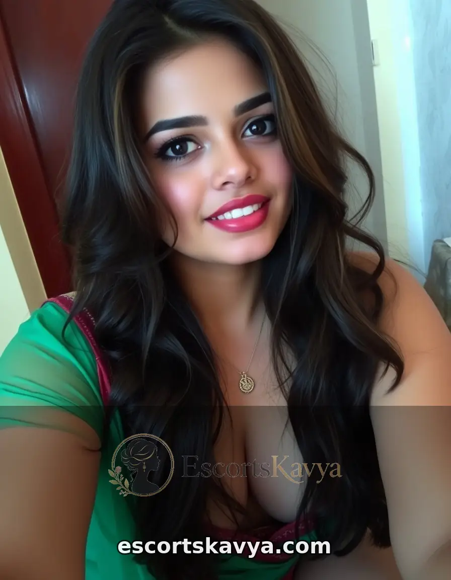 Kanika Malhotra independent escort in Vaishali